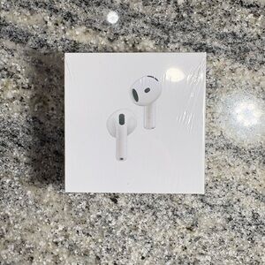 Apple White Wireless Earbuds AirPods 4